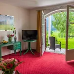 Drachenwand-mondsee Hotel 3*